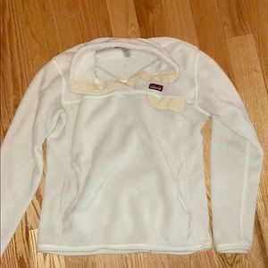 White patagonia fleece